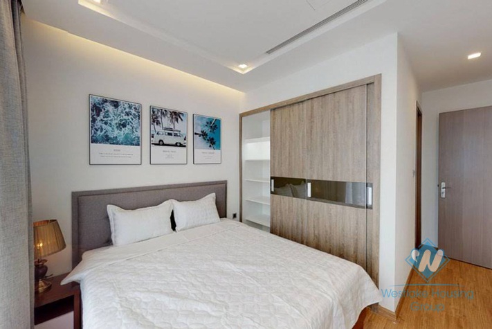 Nice and high floor two bedrooms apartment for rent in Vinhome Metropoplis, Ha Noi